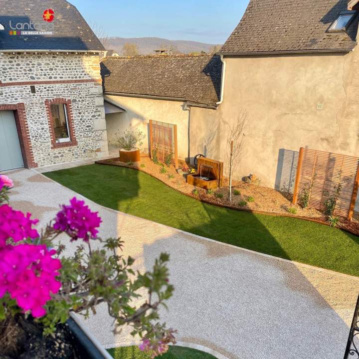 Allée en nidagravel & bordures pavés